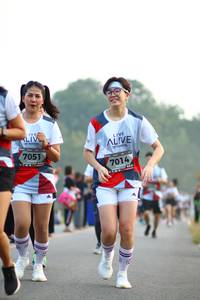 BIB: 7051, 7014
                            <button type="button" onclick="openModal(6352056)" class="btn btn-primary btn-sm float-right btn-popup" data-toggle="modal" data-target=".modal-high-quality">
                        <i class="fas fa-shopping-cart"></i> Add to Cart
                    </button>
                                            <button type="button" onclick="isThisMe(6352056, true)" class="btn btn-success btn-sm float-right btn-popup btn-isme hidden" data-toggle="tooltip" data-placement="bottom" title="นี่คือรูปของคุณใช่ไหม คลิกที่นี่เพื่อเอาเข้าอัลบั้ม">
                        <i class="fas fa-plus"></i> Add to album
                    </button>
                    <button type="button" onclick="isThisMe(6352056, false)" class="btn btn-warning btn-sm float-right btn-popup btn-isnotme hidden">
                        <i class="fas fa-ban"></i> Remove from album
                    </button>