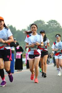 BIB: 014
                            <button type="button" onclick="openModal(6352014)" class="btn btn-primary btn-sm float-right btn-popup" data-toggle="modal" data-target=".modal-high-quality">
                        <i class="fas fa-shopping-cart"></i> Add to Cart
                    </button>
                                            <button type="button" onclick="isThisMe(6352014, true)" class="btn btn-success btn-sm float-right btn-popup btn-isme hidden" data-toggle="tooltip" data-placement="bottom" title="นี่คือรูปของคุณใช่ไหม คลิกที่นี่เพื่อเอาเข้าอัลบั้ม">
                        <i class="fas fa-plus"></i> Add to album
                    </button>
                    <button type="button" onclick="isThisMe(6352014, false)" class="btn btn-warning btn-sm float-right btn-popup btn-isnotme hidden">
                        <i class="fas fa-ban"></i> Remove from album
                    </button>