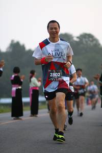 BIB: 2802
                            <button type="button" onclick="openModal(6346392)" class="btn btn-primary btn-sm float-right btn-popup" data-toggle="modal" data-target=".modal-high-quality">
                        <i class="fas fa-shopping-cart"></i> Add to Cart
                    </button>
                                            <button type="button" onclick="isThisMe(6346392, true)" class="btn btn-success btn-sm float-right btn-popup btn-isme hidden" data-toggle="tooltip" data-placement="bottom" title="นี่คือรูปของคุณใช่ไหม คลิกที่นี่เพื่อเอาเข้าอัลบั้ม">
                        <i class="fas fa-plus"></i> Add to album
                    </button>
                    <button type="button" onclick="isThisMe(6346392, false)" class="btn btn-warning btn-sm float-right btn-popup btn-isnotme hidden">
                        <i class="fas fa-ban"></i> Remove from album
                    </button>