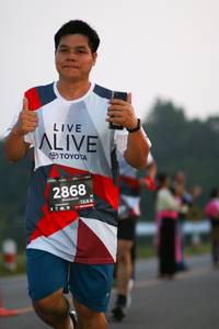 BIB: 2868, 128
                            <button type="button" onclick="openModal(6345791)" class="btn btn-primary btn-sm float-right btn-popup" data-toggle="modal" data-target=".modal-high-quality">
                        <i class="fas fa-shopping-cart"></i> Add to Cart
                    </button>
                                            <button type="button" onclick="isThisMe(6345791, true)" class="btn btn-success btn-sm float-right btn-popup btn-isme hidden" data-toggle="tooltip" data-placement="bottom" title="นี่คือรูปของคุณใช่ไหม คลิกที่นี่เพื่อเอาเข้าอัลบั้ม">
                        <i class="fas fa-plus"></i> Add to album
                    </button>
                    <button type="button" onclick="isThisMe(6345791, false)" class="btn btn-warning btn-sm float-right btn-popup btn-isnotme hidden">
                        <i class="fas fa-ban"></i> Remove from album
                    </button>