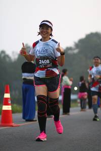 BIB: 2408
                            <button type="button" onclick="openModal(6346485)" class="btn btn-primary btn-sm float-right btn-popup" data-toggle="modal" data-target=".modal-high-quality">
                        <i class="fas fa-shopping-cart"></i> Add to Cart
                    </button>
                                            <button type="button" onclick="isThisMe(6346485, true)" class="btn btn-success btn-sm float-right btn-popup btn-isme hidden" data-toggle="tooltip" data-placement="bottom" title="นี่คือรูปของคุณใช่ไหม คลิกที่นี่เพื่อเอาเข้าอัลบั้ม">
                        <i class="fas fa-plus"></i> Add to album
                    </button>
                    <button type="button" onclick="isThisMe(6346485, false)" class="btn btn-warning btn-sm float-right btn-popup btn-isnotme hidden">
                        <i class="fas fa-ban"></i> Remove from album
                    </button>