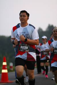 BIB: 3039, 128
                            <button type="button" onclick="openModal(6346038)" class="btn btn-primary btn-sm float-right btn-popup" data-toggle="modal" data-target=".modal-high-quality">
                        <i class="fas fa-shopping-cart"></i> Add to Cart
                    </button>
                                            <button type="button" onclick="isThisMe(6346038, true)" class="btn btn-success btn-sm float-right btn-popup btn-isme hidden" data-toggle="tooltip" data-placement="bottom" title="นี่คือรูปของคุณใช่ไหม คลิกที่นี่เพื่อเอาเข้าอัลบั้ม">
                        <i class="fas fa-plus"></i> Add to album
                    </button>
                    <button type="button" onclick="isThisMe(6346038, false)" class="btn btn-warning btn-sm float-right btn-popup btn-isnotme hidden">
                        <i class="fas fa-ban"></i> Remove from album
                    </button>