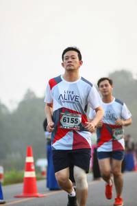 BIB: 6155
                            <button type="button" onclick="openModal(6348194)" class="btn btn-primary btn-sm float-right btn-popup" data-toggle="modal" data-target=".modal-high-quality">
                        <i class="fas fa-shopping-cart"></i> Add to Cart
                    </button>
                                            <button type="button" onclick="isThisMe(6348194, true)" class="btn btn-success btn-sm float-right btn-popup btn-isme hidden" data-toggle="tooltip" data-placement="bottom" title="นี่คือรูปของคุณใช่ไหม คลิกที่นี่เพื่อเอาเข้าอัลบั้ม">
                        <i class="fas fa-plus"></i> Add to album
                    </button>
                    <button type="button" onclick="isThisMe(6348194, false)" class="btn btn-warning btn-sm float-right btn-popup btn-isnotme hidden">
                        <i class="fas fa-ban"></i> Remove from album
                    </button>