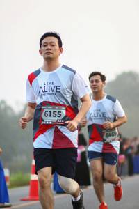 BIB: 6155, 6469
                            <button type="button" onclick="openModal(6348216)" class="btn btn-primary btn-sm float-right btn-popup" data-toggle="modal" data-target=".modal-high-quality">
                        <i class="fas fa-shopping-cart"></i> Add to Cart
                    </button>
                                            <button type="button" onclick="isThisMe(6348216, true)" class="btn btn-success btn-sm float-right btn-popup btn-isme hidden" data-toggle="tooltip" data-placement="bottom" title="นี่คือรูปของคุณใช่ไหม คลิกที่นี่เพื่อเอาเข้าอัลบั้ม">
                        <i class="fas fa-plus"></i> Add to album
                    </button>
                    <button type="button" onclick="isThisMe(6348216, false)" class="btn btn-warning btn-sm float-right btn-popup btn-isnotme hidden">
                        <i class="fas fa-ban"></i> Remove from album
                    </button>