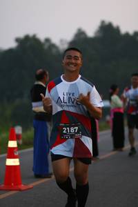 BIB: 2187, 128
                            <button type="button" onclick="openModal(6345957)" class="btn btn-primary btn-sm float-right btn-popup" data-toggle="modal" data-target=".modal-high-quality">
                        <i class="fas fa-shopping-cart"></i> Add to Cart
                    </button>
                                            <button type="button" onclick="isThisMe(6345957, true)" class="btn btn-success btn-sm float-right btn-popup btn-isme hidden" data-toggle="tooltip" data-placement="bottom" title="นี่คือรูปของคุณใช่ไหม คลิกที่นี่เพื่อเอาเข้าอัลบั้ม">
                        <i class="fas fa-plus"></i> Add to album
                    </button>
                    <button type="button" onclick="isThisMe(6345957, false)" class="btn btn-warning btn-sm float-right btn-popup btn-isnotme hidden">
                        <i class="fas fa-ban"></i> Remove from album
                    </button>