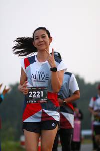 BIB: 2221, 128
                            <button type="button" onclick="openModal(6346159)" class="btn btn-primary btn-sm float-right btn-popup" data-toggle="modal" data-target=".modal-high-quality">
                        <i class="fas fa-shopping-cart"></i> Add to Cart
                    </button>
                                            <button type="button" onclick="isThisMe(6346159, true)" class="btn btn-success btn-sm float-right btn-popup btn-isme hidden" data-toggle="tooltip" data-placement="bottom" title="นี่คือรูปของคุณใช่ไหม คลิกที่นี่เพื่อเอาเข้าอัลบั้ม">
                        <i class="fas fa-plus"></i> Add to album
                    </button>
                    <button type="button" onclick="isThisMe(6346159, false)" class="btn btn-warning btn-sm float-right btn-popup btn-isnotme hidden">
                        <i class="fas fa-ban"></i> Remove from album
                    </button>