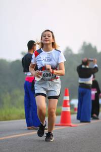 BIB: 6961
                            <button type="button" onclick="openModal(6350453)" class="btn btn-primary btn-sm float-right btn-popup" data-toggle="modal" data-target=".modal-high-quality">
                        <i class="fas fa-shopping-cart"></i> Add to Cart
                    </button>
                                            <button type="button" onclick="isThisMe(6350453, true)" class="btn btn-success btn-sm float-right btn-popup btn-isme hidden" data-toggle="tooltip" data-placement="bottom" title="นี่คือรูปของคุณใช่ไหม คลิกที่นี่เพื่อเอาเข้าอัลบั้ม">
                        <i class="fas fa-plus"></i> Add to album
                    </button>
                    <button type="button" onclick="isThisMe(6350453, false)" class="btn btn-warning btn-sm float-right btn-popup btn-isnotme hidden">
                        <i class="fas fa-ban"></i> Remove from album
                    </button>