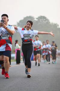 BIB: 6821, 6927
                            <button type="button" onclick="openModal(6348226)" class="btn btn-primary btn-sm float-right btn-popup" data-toggle="modal" data-target=".modal-high-quality">
                        <i class="fas fa-shopping-cart"></i> Add to Cart
                    </button>
                                            <button type="button" onclick="isThisMe(6348226, true)" class="btn btn-success btn-sm float-right btn-popup btn-isme hidden" data-toggle="tooltip" data-placement="bottom" title="นี่คือรูปของคุณใช่ไหม คลิกที่นี่เพื่อเอาเข้าอัลบั้ม">
                        <i class="fas fa-plus"></i> Add to album
                    </button>
                    <button type="button" onclick="isThisMe(6348226, false)" class="btn btn-warning btn-sm float-right btn-popup btn-isnotme hidden">
                        <i class="fas fa-ban"></i> Remove from album
                    </button>