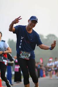 BIB: 125
                            <button type="button" onclick="openModal(6349620)" class="btn btn-primary btn-sm float-right btn-popup" data-toggle="modal" data-target=".modal-high-quality">
                        <i class="fas fa-shopping-cart"></i> Add to Cart
                    </button>
                                            <button type="button" onclick="isThisMe(6349620, true)" class="btn btn-success btn-sm float-right btn-popup btn-isme hidden" data-toggle="tooltip" data-placement="bottom" title="นี่คือรูปของคุณใช่ไหม คลิกที่นี่เพื่อเอาเข้าอัลบั้ม">
                        <i class="fas fa-plus"></i> Add to album
                    </button>
                    <button type="button" onclick="isThisMe(6349620, false)" class="btn btn-warning btn-sm float-right btn-popup btn-isnotme hidden">
                        <i class="fas fa-ban"></i> Remove from album
                    </button>