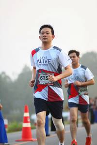 BIB: 615, 6469
                            <button type="button" onclick="openModal(6348206)" class="btn btn-primary btn-sm float-right btn-popup" data-toggle="modal" data-target=".modal-high-quality">
                        <i class="fas fa-shopping-cart"></i> Add to Cart
                    </button>
                                            <button type="button" onclick="isThisMe(6348206, true)" class="btn btn-success btn-sm float-right btn-popup btn-isme hidden" data-toggle="tooltip" data-placement="bottom" title="นี่คือรูปของคุณใช่ไหม คลิกที่นี่เพื่อเอาเข้าอัลบั้ม">
                        <i class="fas fa-plus"></i> Add to album
                    </button>
                    <button type="button" onclick="isThisMe(6348206, false)" class="btn btn-warning btn-sm float-right btn-popup btn-isnotme hidden">
                        <i class="fas fa-ban"></i> Remove from album
                    </button>