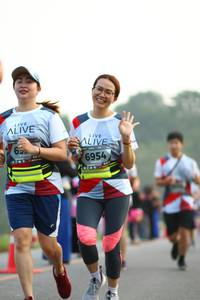 BIB: 6954
                            <button type="button" onclick="openModal(6351447)" class="btn btn-primary btn-sm float-right btn-popup" data-toggle="modal" data-target=".modal-high-quality">
                        <i class="fas fa-shopping-cart"></i> Add to Cart
                    </button>
                                            <button type="button" onclick="isThisMe(6351447, true)" class="btn btn-success btn-sm float-right btn-popup btn-isme hidden" data-toggle="tooltip" data-placement="bottom" title="นี่คือรูปของคุณใช่ไหม คลิกที่นี่เพื่อเอาเข้าอัลบั้ม">
                        <i class="fas fa-plus"></i> Add to album
                    </button>
                    <button type="button" onclick="isThisMe(6351447, false)" class="btn btn-warning btn-sm float-right btn-popup btn-isnotme hidden">
                        <i class="fas fa-ban"></i> Remove from album
                    </button>