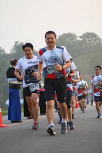 BIB: 610, 6162
                            <button type="button" onclick="openModal(6349183)" class="btn btn-primary btn-sm float-right btn-popup" data-toggle="modal" data-target=".modal-high-quality">
                        <i class="fas fa-shopping-cart"></i> Add to Cart
                    </button>
                                            <button type="button" onclick="isThisMe(6349183, true)" class="btn btn-success btn-sm float-right btn-popup btn-isme hidden" data-toggle="tooltip" data-placement="bottom" title="นี่คือรูปของคุณใช่ไหม คลิกที่นี่เพื่อเอาเข้าอัลบั้ม">
                        <i class="fas fa-plus"></i> Add to album
                    </button>
                    <button type="button" onclick="isThisMe(6349183, false)" class="btn btn-warning btn-sm float-right btn-popup btn-isnotme hidden">
                        <i class="fas fa-ban"></i> Remove from album
                    </button>