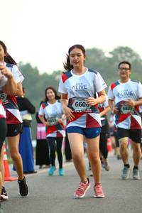 BIB: 660, 6823
                            <button type="button" onclick="openModal(6351774)" class="btn btn-primary btn-sm float-right btn-popup" data-toggle="modal" data-target=".modal-high-quality">
                        <i class="fas fa-shopping-cart"></i> Add to Cart
                    </button>
                                            <button type="button" onclick="isThisMe(6351774, true)" class="btn btn-success btn-sm float-right btn-popup btn-isme hidden" data-toggle="tooltip" data-placement="bottom" title="นี่คือรูปของคุณใช่ไหม คลิกที่นี่เพื่อเอาเข้าอัลบั้ม">
                        <i class="fas fa-plus"></i> Add to album
                    </button>
                    <button type="button" onclick="isThisMe(6351774, false)" class="btn btn-warning btn-sm float-right btn-popup btn-isnotme hidden">
                        <i class="fas fa-ban"></i> Remove from album
                    </button>