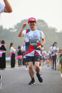 BIB: 6208
                            <button type="button" onclick="openModal(6348416)" class="btn btn-primary btn-sm float-right btn-popup" data-toggle="modal" data-target=".modal-high-quality">
                        <i class="fas fa-shopping-cart"></i> Add to Cart
                    </button>
                                            <button type="button" onclick="isThisMe(6348416, true)" class="btn btn-success btn-sm float-right btn-popup btn-isme hidden" data-toggle="tooltip" data-placement="bottom" title="นี่คือรูปของคุณใช่ไหม คลิกที่นี่เพื่อเอาเข้าอัลบั้ม">
                        <i class="fas fa-plus"></i> Add to album
                    </button>
                    <button type="button" onclick="isThisMe(6348416, false)" class="btn btn-warning btn-sm float-right btn-popup btn-isnotme hidden">
                        <i class="fas fa-ban"></i> Remove from album
                    </button>