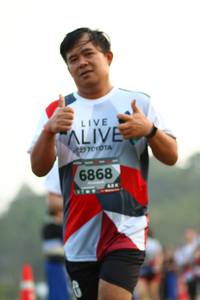 BIB: 6868
                            <button type="button" onclick="openModal(6351814)" class="btn btn-primary btn-sm float-right btn-popup" data-toggle="modal" data-target=".modal-high-quality">
                        <i class="fas fa-shopping-cart"></i> Add to Cart
                    </button>
                                            <button type="button" onclick="isThisMe(6351814, true)" class="btn btn-success btn-sm float-right btn-popup btn-isme hidden" data-toggle="tooltip" data-placement="bottom" title="นี่คือรูปของคุณใช่ไหม คลิกที่นี่เพื่อเอาเข้าอัลบั้ม">
                        <i class="fas fa-plus"></i> Add to album
                    </button>
                    <button type="button" onclick="isThisMe(6351814, false)" class="btn btn-warning btn-sm float-right btn-popup btn-isnotme hidden">
                        <i class="fas fa-ban"></i> Remove from album
                    </button>