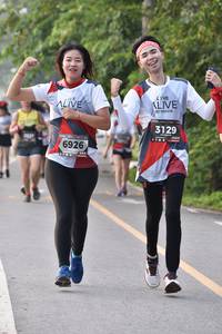 BIB: 3129, 128, 6926
                            <button type="button" onclick="openModal(6340906)" class="btn btn-primary btn-sm float-right btn-popup" data-toggle="modal" data-target=".modal-high-quality">
                        <i class="fas fa-shopping-cart"></i> Add to Cart
                    </button>
                                            <button type="button" onclick="isThisMe(6340906, true)" class="btn btn-success btn-sm float-right btn-popup btn-isme hidden" data-toggle="tooltip" data-placement="bottom" title="นี่คือรูปของคุณใช่ไหม คลิกที่นี่เพื่อเอาเข้าอัลบั้ม">
                        <i class="fas fa-plus"></i> Add to album
                    </button>
                    <button type="button" onclick="isThisMe(6340906, false)" class="btn btn-warning btn-sm float-right btn-popup btn-isnotme hidden">
                        <i class="fas fa-ban"></i> Remove from album
                    </button>