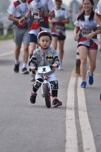 BIB: 246, 661
                            <button type="button" onclick="openModal(6340098)" class="btn btn-primary btn-sm float-right btn-popup" data-toggle="modal" data-target=".modal-high-quality">
                        <i class="fas fa-shopping-cart"></i> Add to Cart
                    </button>
                                            <button type="button" onclick="isThisMe(6340098, true)" class="btn btn-success btn-sm float-right btn-popup btn-isme hidden" data-toggle="tooltip" data-placement="bottom" title="นี่คือรูปของคุณใช่ไหม คลิกที่นี่เพื่อเอาเข้าอัลบั้ม">
                        <i class="fas fa-plus"></i> Add to album
                    </button>
                    <button type="button" onclick="isThisMe(6340098, false)" class="btn btn-warning btn-sm float-right btn-popup btn-isnotme hidden">
                        <i class="fas fa-ban"></i> Remove from album
                    </button>