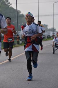 BIB: 410, 2858
                            <button type="button" onclick="openModal(6340226)" class="btn btn-primary btn-sm float-right btn-popup" data-toggle="modal" data-target=".modal-high-quality">
                        <i class="fas fa-shopping-cart"></i> Add to Cart
                    </button>
                                            <button type="button" onclick="isThisMe(6340226, true)" class="btn btn-success btn-sm float-right btn-popup btn-isme hidden" data-toggle="tooltip" data-placement="bottom" title="นี่คือรูปของคุณใช่ไหม คลิกที่นี่เพื่อเอาเข้าอัลบั้ม">
                        <i class="fas fa-plus"></i> Add to album
                    </button>
                    <button type="button" onclick="isThisMe(6340226, false)" class="btn btn-warning btn-sm float-right btn-popup btn-isnotme hidden">
                        <i class="fas fa-ban"></i> Remove from album
                    </button>