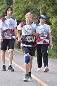 BIB: 6001, 6164, 6833
                            <button type="button" onclick="openModal(6340933)" class="btn btn-primary btn-sm float-right btn-popup" data-toggle="modal" data-target=".modal-high-quality">
                        <i class="fas fa-shopping-cart"></i> Add to Cart
                    </button>
                                            <button type="button" onclick="isThisMe(6340933, true)" class="btn btn-success btn-sm float-right btn-popup btn-isme hidden" data-toggle="tooltip" data-placement="bottom" title="นี่คือรูปของคุณใช่ไหม คลิกที่นี่เพื่อเอาเข้าอัลบั้ม">
                        <i class="fas fa-plus"></i> Add to album
                    </button>
                    <button type="button" onclick="isThisMe(6340933, false)" class="btn btn-warning btn-sm float-right btn-popup btn-isnotme hidden">
                        <i class="fas fa-ban"></i> Remove from album
                    </button>