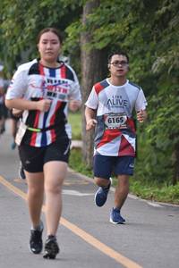 BIB: 6165
                            <button type="button" onclick="openModal(6339894)" class="btn btn-primary btn-sm float-right btn-popup" data-toggle="modal" data-target=".modal-high-quality">
                        <i class="fas fa-shopping-cart"></i> Add to Cart
                    </button>
                                            <button type="button" onclick="isThisMe(6339894, true)" class="btn btn-success btn-sm float-right btn-popup btn-isme hidden" data-toggle="tooltip" data-placement="bottom" title="นี่คือรูปของคุณใช่ไหม คลิกที่นี่เพื่อเอาเข้าอัลบั้ม">
                        <i class="fas fa-plus"></i> Add to album
                    </button>
                    <button type="button" onclick="isThisMe(6339894, false)" class="btn btn-warning btn-sm float-right btn-popup btn-isnotme hidden">
                        <i class="fas fa-ban"></i> Remove from album
                    </button>