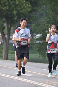 BIB: 7002, 7065
                            <button type="button" onclick="openModal(6339767)" class="btn btn-primary btn-sm float-right btn-popup" data-toggle="modal" data-target=".modal-high-quality">
                        <i class="fas fa-shopping-cart"></i> Add to Cart
                    </button>
                                            <button type="button" onclick="isThisMe(6339767, true)" class="btn btn-success btn-sm float-right btn-popup btn-isme hidden" data-toggle="tooltip" data-placement="bottom" title="นี่คือรูปของคุณใช่ไหม คลิกที่นี่เพื่อเอาเข้าอัลบั้ม">
                        <i class="fas fa-plus"></i> Add to album
                    </button>
                    <button type="button" onclick="isThisMe(6339767, false)" class="btn btn-warning btn-sm float-right btn-popup btn-isnotme hidden">
                        <i class="fas fa-ban"></i> Remove from album
                    </button>