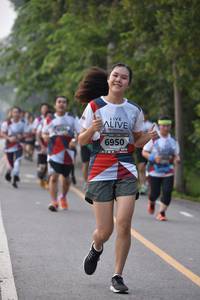 BIB: 6950
                            <button type="button" onclick="openModal(6340032)" class="btn btn-primary btn-sm float-right btn-popup" data-toggle="modal" data-target=".modal-high-quality">
                        <i class="fas fa-shopping-cart"></i> Add to Cart
                    </button>
                                            <button type="button" onclick="isThisMe(6340032, true)" class="btn btn-success btn-sm float-right btn-popup btn-isme hidden" data-toggle="tooltip" data-placement="bottom" title="นี่คือรูปของคุณใช่ไหม คลิกที่นี่เพื่อเอาเข้าอัลบั้ม">
                        <i class="fas fa-plus"></i> Add to album
                    </button>
                    <button type="button" onclick="isThisMe(6340032, false)" class="btn btn-warning btn-sm float-right btn-popup btn-isnotme hidden">
                        <i class="fas fa-ban"></i> Remove from album
                    </button>