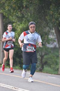 BIB: 6937, 6342
                            <button type="button" onclick="openModal(6339807)" class="btn btn-primary btn-sm float-right btn-popup" data-toggle="modal" data-target=".modal-high-quality">
                        <i class="fas fa-shopping-cart"></i> Add to Cart
                    </button>
                                            <button type="button" onclick="isThisMe(6339807, true)" class="btn btn-success btn-sm float-right btn-popup btn-isme hidden" data-toggle="tooltip" data-placement="bottom" title="นี่คือรูปของคุณใช่ไหม คลิกที่นี่เพื่อเอาเข้าอัลบั้ม">
                        <i class="fas fa-plus"></i> Add to album
                    </button>
                    <button type="button" onclick="isThisMe(6339807, false)" class="btn btn-warning btn-sm float-right btn-popup btn-isnotme hidden">
                        <i class="fas fa-ban"></i> Remove from album
                    </button>