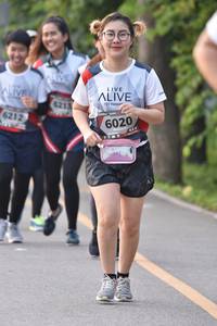 BIB: 6213, 6212, 6020
                            <button type="button" onclick="openModal(6340862)" class="btn btn-primary btn-sm float-right btn-popup" data-toggle="modal" data-target=".modal-high-quality">
                        <i class="fas fa-shopping-cart"></i> Add to Cart
                    </button>
                                            <button type="button" onclick="isThisMe(6340862, true)" class="btn btn-success btn-sm float-right btn-popup btn-isme hidden" data-toggle="tooltip" data-placement="bottom" title="นี่คือรูปของคุณใช่ไหม คลิกที่นี่เพื่อเอาเข้าอัลบั้ม">
                        <i class="fas fa-plus"></i> Add to album
                    </button>
                    <button type="button" onclick="isThisMe(6340862, false)" class="btn btn-warning btn-sm float-right btn-popup btn-isnotme hidden">
                        <i class="fas fa-ban"></i> Remove from album
                    </button>