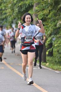 BIB: 6594
                            <button type="button" onclick="openModal(6340887)" class="btn btn-primary btn-sm float-right btn-popup" data-toggle="modal" data-target=".modal-high-quality">
                        <i class="fas fa-shopping-cart"></i> Add to Cart
                    </button>
                                            <button type="button" onclick="isThisMe(6340887, true)" class="btn btn-success btn-sm float-right btn-popup btn-isme hidden" data-toggle="tooltip" data-placement="bottom" title="นี่คือรูปของคุณใช่ไหม คลิกที่นี่เพื่อเอาเข้าอัลบั้ม">
                        <i class="fas fa-plus"></i> Add to album
                    </button>
                    <button type="button" onclick="isThisMe(6340887, false)" class="btn btn-warning btn-sm float-right btn-popup btn-isnotme hidden">
                        <i class="fas fa-ban"></i> Remove from album
                    </button>