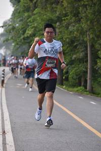 BIB: 6869
                            <button type="button" onclick="openModal(6340076)" class="btn btn-primary btn-sm float-right btn-popup" data-toggle="modal" data-target=".modal-high-quality">
                        <i class="fas fa-shopping-cart"></i> Add to Cart
                    </button>
                                            <button type="button" onclick="isThisMe(6340076, true)" class="btn btn-success btn-sm float-right btn-popup btn-isme hidden" data-toggle="tooltip" data-placement="bottom" title="นี่คือรูปของคุณใช่ไหม คลิกที่นี่เพื่อเอาเข้าอัลบั้ม">
                        <i class="fas fa-plus"></i> Add to album
                    </button>
                    <button type="button" onclick="isThisMe(6340076, false)" class="btn btn-warning btn-sm float-right btn-popup btn-isnotme hidden">
                        <i class="fas fa-ban"></i> Remove from album
                    </button>