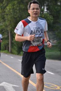 BIB: 6101
                            <button type="button" onclick="openModal(6339973)" class="btn btn-primary btn-sm float-right btn-popup" data-toggle="modal" data-target=".modal-high-quality">
                        <i class="fas fa-shopping-cart"></i> Add to Cart
                    </button>
                                            <button type="button" onclick="isThisMe(6339973, true)" class="btn btn-success btn-sm float-right btn-popup btn-isme hidden" data-toggle="tooltip" data-placement="bottom" title="นี่คือรูปของคุณใช่ไหม คลิกที่นี่เพื่อเอาเข้าอัลบั้ม">
                        <i class="fas fa-plus"></i> Add to album
                    </button>
                    <button type="button" onclick="isThisMe(6339973, false)" class="btn btn-warning btn-sm float-right btn-popup btn-isnotme hidden">
                        <i class="fas fa-ban"></i> Remove from album
                    </button>