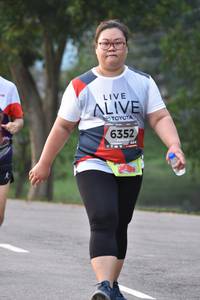 BIB: 6352
                            <button type="button" onclick="openModal(6340830)" class="btn btn-primary btn-sm float-right btn-popup" data-toggle="modal" data-target=".modal-high-quality">
                        <i class="fas fa-shopping-cart"></i> Add to Cart
                    </button>
                                            <button type="button" onclick="isThisMe(6340830, true)" class="btn btn-success btn-sm float-right btn-popup btn-isme hidden" data-toggle="tooltip" data-placement="bottom" title="นี่คือรูปของคุณใช่ไหม คลิกที่นี่เพื่อเอาเข้าอัลบั้ม">
                        <i class="fas fa-plus"></i> Add to album
                    </button>
                    <button type="button" onclick="isThisMe(6340830, false)" class="btn btn-warning btn-sm float-right btn-popup btn-isnotme hidden">
                        <i class="fas fa-ban"></i> Remove from album
                    </button>