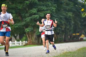 BIB: 2203, 3020
                            <button type="button" onclick="openModal(6338591)" class="btn btn-primary btn-sm float-right btn-popup" data-toggle="modal" data-target=".modal-high-quality">
                        <i class="fas fa-shopping-cart"></i> Add to Cart
                    </button>
                                            <button type="button" onclick="isThisMe(6338591, true)" class="btn btn-success btn-sm float-right btn-popup btn-isme hidden" data-toggle="tooltip" data-placement="bottom" title="นี่คือรูปของคุณใช่ไหม คลิกที่นี่เพื่อเอาเข้าอัลบั้ม">
                        <i class="fas fa-plus"></i> Add to album
                    </button>
                    <button type="button" onclick="isThisMe(6338591, false)" class="btn btn-warning btn-sm float-right btn-popup btn-isnotme hidden">
                        <i class="fas fa-ban"></i> Remove from album
                    </button>