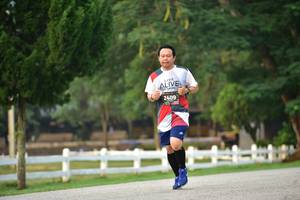 BIB: 2409
                            <button type="button" onclick="openModal(6339015)" class="btn btn-primary btn-sm float-right btn-popup" data-toggle="modal" data-target=".modal-high-quality">
                        <i class="fas fa-shopping-cart"></i> Add to Cart
                    </button>
                                            <button type="button" onclick="isThisMe(6339015, true)" class="btn btn-success btn-sm float-right btn-popup btn-isme hidden" data-toggle="tooltip" data-placement="bottom" title="นี่คือรูปของคุณใช่ไหม คลิกที่นี่เพื่อเอาเข้าอัลบั้ม">
                        <i class="fas fa-plus"></i> Add to album
                    </button>
                    <button type="button" onclick="isThisMe(6339015, false)" class="btn btn-warning btn-sm float-right btn-popup btn-isnotme hidden">
                        <i class="fas fa-ban"></i> Remove from album
                    </button>