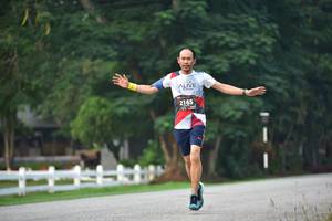 BIB: 2165
                            <button type="button" onclick="openModal(6338252)" class="btn btn-primary btn-sm float-right btn-popup" data-toggle="modal" data-target=".modal-high-quality">
                        <i class="fas fa-shopping-cart"></i> Add to Cart
                    </button>
                                            <button type="button" onclick="isThisMe(6338252, true)" class="btn btn-success btn-sm float-right btn-popup btn-isme hidden" data-toggle="tooltip" data-placement="bottom" title="นี่คือรูปของคุณใช่ไหม คลิกที่นี่เพื่อเอาเข้าอัลบั้ม">
                        <i class="fas fa-plus"></i> Add to album
                    </button>
                    <button type="button" onclick="isThisMe(6338252, false)" class="btn btn-warning btn-sm float-right btn-popup btn-isnotme hidden">
                        <i class="fas fa-ban"></i> Remove from album
                    </button>