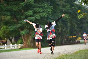 BIB: 3017, 3001
                            <button type="button" onclick="openModal(6339079)" class="btn btn-primary btn-sm float-right btn-popup" data-toggle="modal" data-target=".modal-high-quality">
                        <i class="fas fa-shopping-cart"></i> Add to Cart
                    </button>
                                            <button type="button" onclick="isThisMe(6339079, true)" class="btn btn-success btn-sm float-right btn-popup btn-isme hidden" data-toggle="tooltip" data-placement="bottom" title="นี่คือรูปของคุณใช่ไหม คลิกที่นี่เพื่อเอาเข้าอัลบั้ม">
                        <i class="fas fa-plus"></i> Add to album
                    </button>
                    <button type="button" onclick="isThisMe(6339079, false)" class="btn btn-warning btn-sm float-right btn-popup btn-isnotme hidden">
                        <i class="fas fa-ban"></i> Remove from album
                    </button>