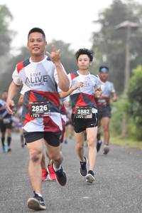 BIB: 2826, 2882
                            <button type="button" onclick="openModal(6372091)" class="btn btn-primary btn-sm float-right btn-popup" data-toggle="modal" data-target=".modal-high-quality">
                        <i class="fas fa-shopping-cart"></i> Add to Cart
                    </button>
                                            <button type="button" onclick="isThisMe(6372091, true)" class="btn btn-success btn-sm float-right btn-popup btn-isme hidden" data-toggle="tooltip" data-placement="bottom" title="นี่คือรูปของคุณใช่ไหม คลิกที่นี่เพื่อเอาเข้าอัลบั้ม">
                        <i class="fas fa-plus"></i> Add to album
                    </button>
                    <button type="button" onclick="isThisMe(6372091, false)" class="btn btn-warning btn-sm float-right btn-popup btn-isnotme hidden">
                        <i class="fas fa-ban"></i> Remove from album
                    </button>