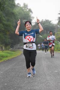 BIB: 2198
                            <button type="button" onclick="openModal(6372276)" class="btn btn-primary btn-sm float-right btn-popup" data-toggle="modal" data-target=".modal-high-quality">
                        <i class="fas fa-shopping-cart"></i> Add to Cart
                    </button>
                                            <button type="button" onclick="isThisMe(6372276, true)" class="btn btn-success btn-sm float-right btn-popup btn-isme hidden" data-toggle="tooltip" data-placement="bottom" title="นี่คือรูปของคุณใช่ไหม คลิกที่นี่เพื่อเอาเข้าอัลบั้ม">
                        <i class="fas fa-plus"></i> Add to album
                    </button>
                    <button type="button" onclick="isThisMe(6372276, false)" class="btn btn-warning btn-sm float-right btn-popup btn-isnotme hidden">
                        <i class="fas fa-ban"></i> Remove from album
                    </button>