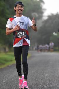 BIB: 2742, 128
                            <button type="button" onclick="openModal(6371921)" class="btn btn-primary btn-sm float-right btn-popup" data-toggle="modal" data-target=".modal-high-quality">
                        <i class="fas fa-shopping-cart"></i> Add to Cart
                    </button>
                                            <button type="button" onclick="isThisMe(6371921, true)" class="btn btn-success btn-sm float-right btn-popup btn-isme hidden" data-toggle="tooltip" data-placement="bottom" title="นี่คือรูปของคุณใช่ไหม คลิกที่นี่เพื่อเอาเข้าอัลบั้ม">
                        <i class="fas fa-plus"></i> Add to album
                    </button>
                    <button type="button" onclick="isThisMe(6371921, false)" class="btn btn-warning btn-sm float-right btn-popup btn-isnotme hidden">
                        <i class="fas fa-ban"></i> Remove from album
                    </button>