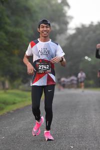 BIB: 2742
                            <button type="button" onclick="openModal(6371918)" class="btn btn-primary btn-sm float-right btn-popup" data-toggle="modal" data-target=".modal-high-quality">
                        <i class="fas fa-shopping-cart"></i> Add to Cart
                    </button>
                                            <button type="button" onclick="isThisMe(6371918, true)" class="btn btn-success btn-sm float-right btn-popup btn-isme hidden" data-toggle="tooltip" data-placement="bottom" title="นี่คือรูปของคุณใช่ไหม คลิกที่นี่เพื่อเอาเข้าอัลบั้ม">
                        <i class="fas fa-plus"></i> Add to album
                    </button>
                    <button type="button" onclick="isThisMe(6371918, false)" class="btn btn-warning btn-sm float-right btn-popup btn-isnotme hidden">
                        <i class="fas fa-ban"></i> Remove from album
                    </button>