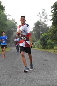 BIB: 2423, 2004
                            <button type="button" onclick="openModal(6371914)" class="btn btn-primary btn-sm float-right btn-popup" data-toggle="modal" data-target=".modal-high-quality">
                        <i class="fas fa-shopping-cart"></i> Add to Cart
                    </button>
                                            <button type="button" onclick="isThisMe(6371914, true)" class="btn btn-success btn-sm float-right btn-popup btn-isme hidden" data-toggle="tooltip" data-placement="bottom" title="นี่คือรูปของคุณใช่ไหม คลิกที่นี่เพื่อเอาเข้าอัลบั้ม">
                        <i class="fas fa-plus"></i> Add to album
                    </button>
                    <button type="button" onclick="isThisMe(6371914, false)" class="btn btn-warning btn-sm float-right btn-popup btn-isnotme hidden">
                        <i class="fas fa-ban"></i> Remove from album
                    </button>