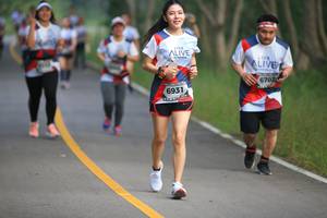 BIB: 6702, 6931
                            <button type="button" onclick="openModal(6357034)" class="btn btn-primary btn-sm float-right btn-popup" data-toggle="modal" data-target=".modal-high-quality">
                        <i class="fas fa-shopping-cart"></i> Add to Cart
                    </button>
                                            <button type="button" onclick="isThisMe(6357034, true)" class="btn btn-success btn-sm float-right btn-popup btn-isme hidden" data-toggle="tooltip" data-placement="bottom" title="นี่คือรูปของคุณใช่ไหม คลิกที่นี่เพื่อเอาเข้าอัลบั้ม">
                        <i class="fas fa-plus"></i> Add to album
                    </button>
                    <button type="button" onclick="isThisMe(6357034, false)" class="btn btn-warning btn-sm float-right btn-popup btn-isnotme hidden">
                        <i class="fas fa-ban"></i> Remove from album
                    </button>