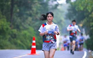 BIB: 2214
                            <button type="button" onclick="openModal(6370703)" class="btn btn-primary btn-sm float-right btn-popup" data-toggle="modal" data-target=".modal-high-quality">
                        <i class="fas fa-shopping-cart"></i> Add to Cart
                    </button>
                                            <button type="button" onclick="isThisMe(6370703, true)" class="btn btn-success btn-sm float-right btn-popup btn-isme hidden" data-toggle="tooltip" data-placement="bottom" title="นี่คือรูปของคุณใช่ไหม คลิกที่นี่เพื่อเอาเข้าอัลบั้ม">
                        <i class="fas fa-plus"></i> Add to album
                    </button>
                    <button type="button" onclick="isThisMe(6370703, false)" class="btn btn-warning btn-sm float-right btn-popup btn-isnotme hidden">
                        <i class="fas fa-ban"></i> Remove from album
                    </button>