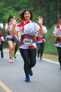 BIB: 6926
                            <button type="button" onclick="openModal(6368446)" class="btn btn-primary btn-sm float-right btn-popup" data-toggle="modal" data-target=".modal-high-quality">
                        <i class="fas fa-shopping-cart"></i> Add to Cart
                    </button>
                                            <button type="button" onclick="isThisMe(6368446, true)" class="btn btn-success btn-sm float-right btn-popup btn-isme hidden" data-toggle="tooltip" data-placement="bottom" title="นี่คือรูปของคุณใช่ไหม คลิกที่นี่เพื่อเอาเข้าอัลบั้ม">
                        <i class="fas fa-plus"></i> Add to album
                    </button>
                    <button type="button" onclick="isThisMe(6368446, false)" class="btn btn-warning btn-sm float-right btn-popup btn-isnotme hidden">
                        <i class="fas fa-ban"></i> Remove from album
                    </button>