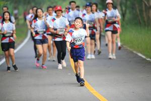 BIB: 7157
                            <button type="button" onclick="openModal(6358102)" class="btn btn-primary btn-sm float-right btn-popup" data-toggle="modal" data-target=".modal-high-quality">
                        <i class="fas fa-shopping-cart"></i> Add to Cart
                    </button>
                                            <button type="button" onclick="isThisMe(6358102, true)" class="btn btn-success btn-sm float-right btn-popup btn-isme hidden" data-toggle="tooltip" data-placement="bottom" title="นี่คือรูปของคุณใช่ไหม คลิกที่นี่เพื่อเอาเข้าอัลบั้ม">
                        <i class="fas fa-plus"></i> Add to album
                    </button>
                    <button type="button" onclick="isThisMe(6358102, false)" class="btn btn-warning btn-sm float-right btn-popup btn-isnotme hidden">
                        <i class="fas fa-ban"></i> Remove from album
                    </button>