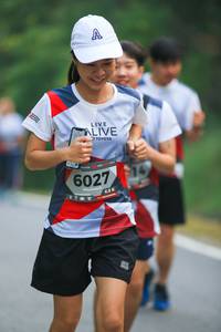 BIB: 6027
                            <button type="button" onclick="openModal(6368718)" class="btn btn-primary btn-sm float-right btn-popup" data-toggle="modal" data-target=".modal-high-quality">
                        <i class="fas fa-shopping-cart"></i> Add to Cart
                    </button>
                                            <button type="button" onclick="isThisMe(6368718, true)" class="btn btn-success btn-sm float-right btn-popup btn-isme hidden" data-toggle="tooltip" data-placement="bottom" title="นี่คือรูปของคุณใช่ไหม คลิกที่นี่เพื่อเอาเข้าอัลบั้ม">
                        <i class="fas fa-plus"></i> Add to album
                    </button>
                    <button type="button" onclick="isThisMe(6368718, false)" class="btn btn-warning btn-sm float-right btn-popup btn-isnotme hidden">
                        <i class="fas fa-ban"></i> Remove from album
                    </button>