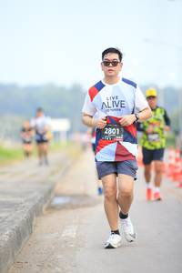 BIB: 2801
                            <button type="button" onclick="openModal(6343680)" class="btn btn-primary btn-sm float-right btn-popup" data-toggle="modal" data-target=".modal-high-quality">
                        <i class="fas fa-shopping-cart"></i> Add to Cart
                    </button>
                                            <button type="button" onclick="isThisMe(6343680, true)" class="btn btn-success btn-sm float-right btn-popup btn-isme hidden" data-toggle="tooltip" data-placement="bottom" title="นี่คือรูปของคุณใช่ไหม คลิกที่นี่เพื่อเอาเข้าอัลบั้ม">
                        <i class="fas fa-plus"></i> Add to album
                    </button>
                    <button type="button" onclick="isThisMe(6343680, false)" class="btn btn-warning btn-sm float-right btn-popup btn-isnotme hidden">
                        <i class="fas fa-ban"></i> Remove from album
                    </button>