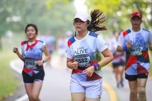 BIB: 6477, 6763, 582
                            <button type="button" onclick="openModal(6365942)" class="btn btn-primary btn-sm float-right btn-popup" data-toggle="modal" data-target=".modal-high-quality">
                        <i class="fas fa-shopping-cart"></i> Add to Cart
                    </button>
                                            <button type="button" onclick="isThisMe(6365942, true)" class="btn btn-success btn-sm float-right btn-popup btn-isme hidden" data-toggle="tooltip" data-placement="bottom" title="นี่คือรูปของคุณใช่ไหม คลิกที่นี่เพื่อเอาเข้าอัลบั้ม">
                        <i class="fas fa-plus"></i> Add to album
                    </button>
                    <button type="button" onclick="isThisMe(6365942, false)" class="btn btn-warning btn-sm float-right btn-popup btn-isnotme hidden">
                        <i class="fas fa-ban"></i> Remove from album
                    </button>