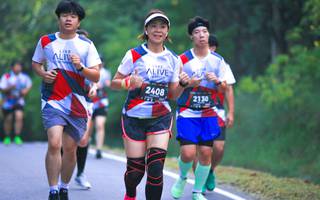 BIB: 2408, 2130
                            <button type="button" onclick="openModal(6370749)" class="btn btn-primary btn-sm float-right btn-popup" data-toggle="modal" data-target=".modal-high-quality">
                        <i class="fas fa-shopping-cart"></i> Add to Cart
                    </button>
                                            <button type="button" onclick="isThisMe(6370749, true)" class="btn btn-success btn-sm float-right btn-popup btn-isme hidden" data-toggle="tooltip" data-placement="bottom" title="นี่คือรูปของคุณใช่ไหม คลิกที่นี่เพื่อเอาเข้าอัลบั้ม">
                        <i class="fas fa-plus"></i> Add to album
                    </button>
                    <button type="button" onclick="isThisMe(6370749, false)" class="btn btn-warning btn-sm float-right btn-popup btn-isnotme hidden">
                        <i class="fas fa-ban"></i> Remove from album
                    </button>