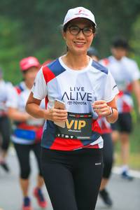 BIB: 
                            <button type="button" onclick="openModal(6368030)" class="btn btn-primary btn-sm float-right btn-popup" data-toggle="modal" data-target=".modal-high-quality">
                        <i class="fas fa-shopping-cart"></i> Add to Cart
                    </button>
                                            <button type="button" onclick="isThisMe(6368030, true)" class="btn btn-success btn-sm float-right btn-popup btn-isme hidden" data-toggle="tooltip" data-placement="bottom" title="นี่คือรูปของคุณใช่ไหม คลิกที่นี่เพื่อเอาเข้าอัลบั้ม">
                        <i class="fas fa-plus"></i> Add to album
                    </button>
                    <button type="button" onclick="isThisMe(6368030, false)" class="btn btn-warning btn-sm float-right btn-popup btn-isnotme hidden">
                        <i class="fas fa-ban"></i> Remove from album
                    </button>